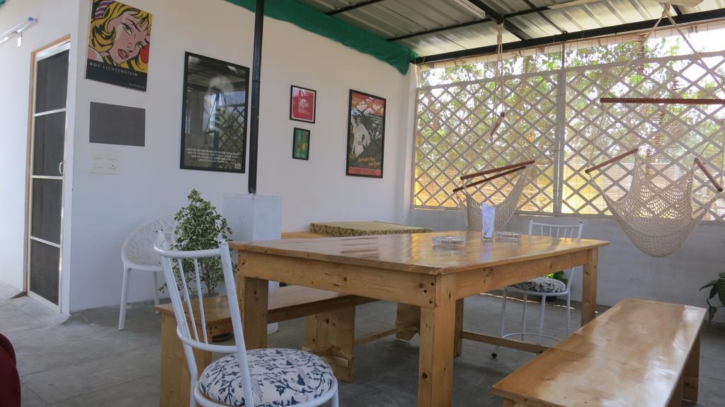 Happy Camper Hostel Kochi ภายนอก รูปภาพ